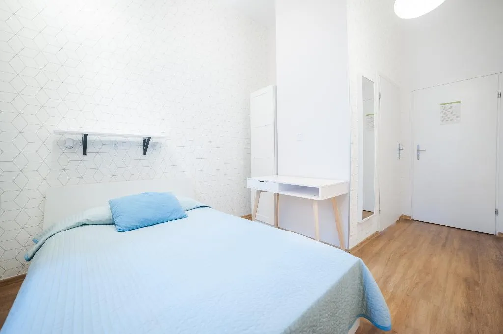 DOUBLE STANDARD Room, Dizzy Daisy Hostel, Krakow