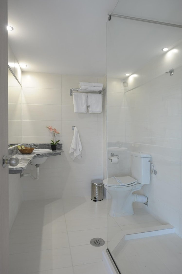 Evia Riviera Resort, Athens