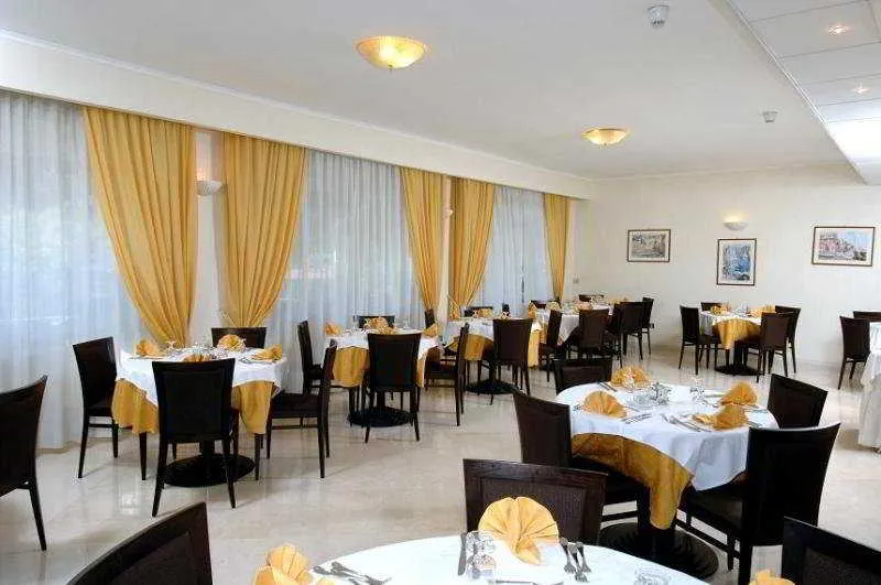 Restaurant, La Meridiana, Naples