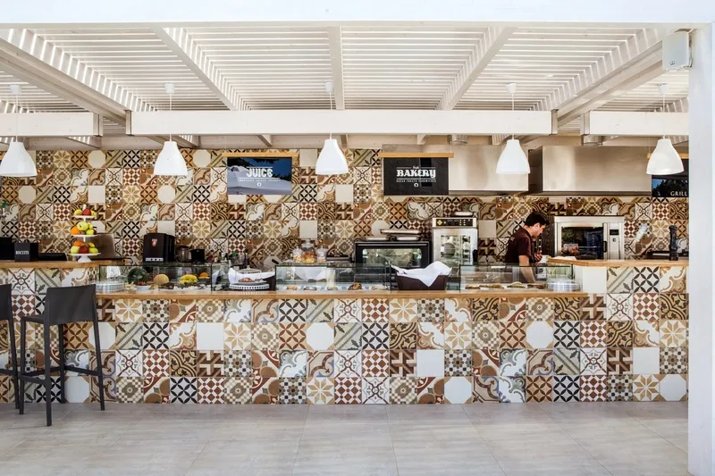 Bar, Sundance Apartments & Suites, Crete
