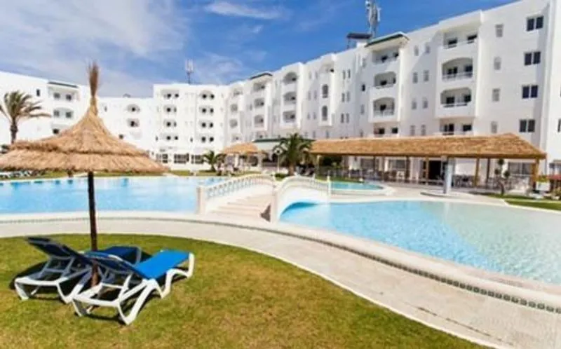 Pool, Le Zenith, Tunisia