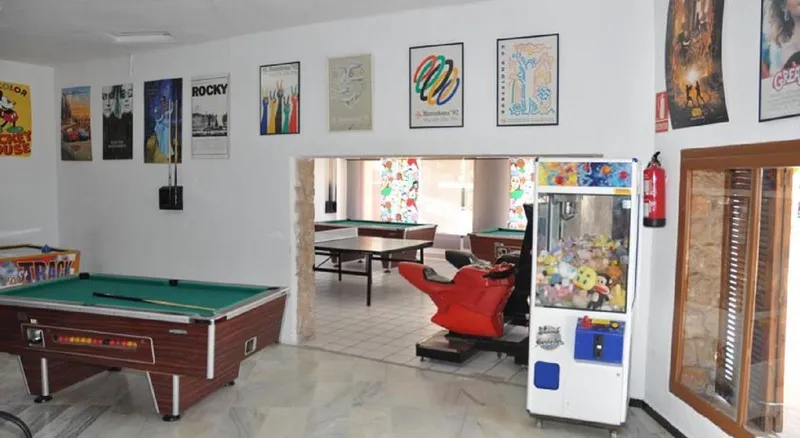 Sports and Entertainment, Nautilus, Costa Brava