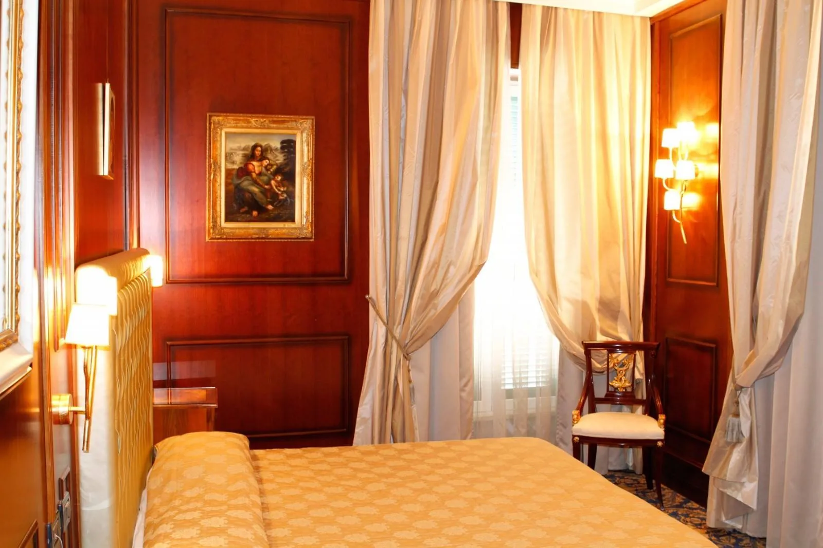 Double or Twin STANDARD Room, Boutique Hotel Trevi, Rome