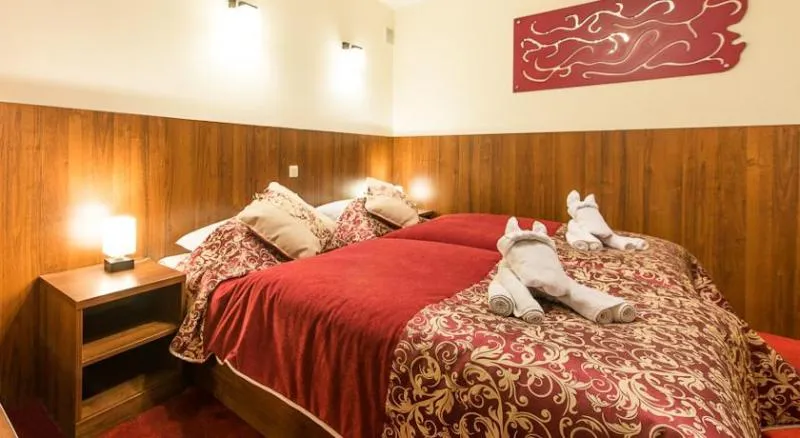 DOUBLE STANDARD Room, Alexander, Krakow
