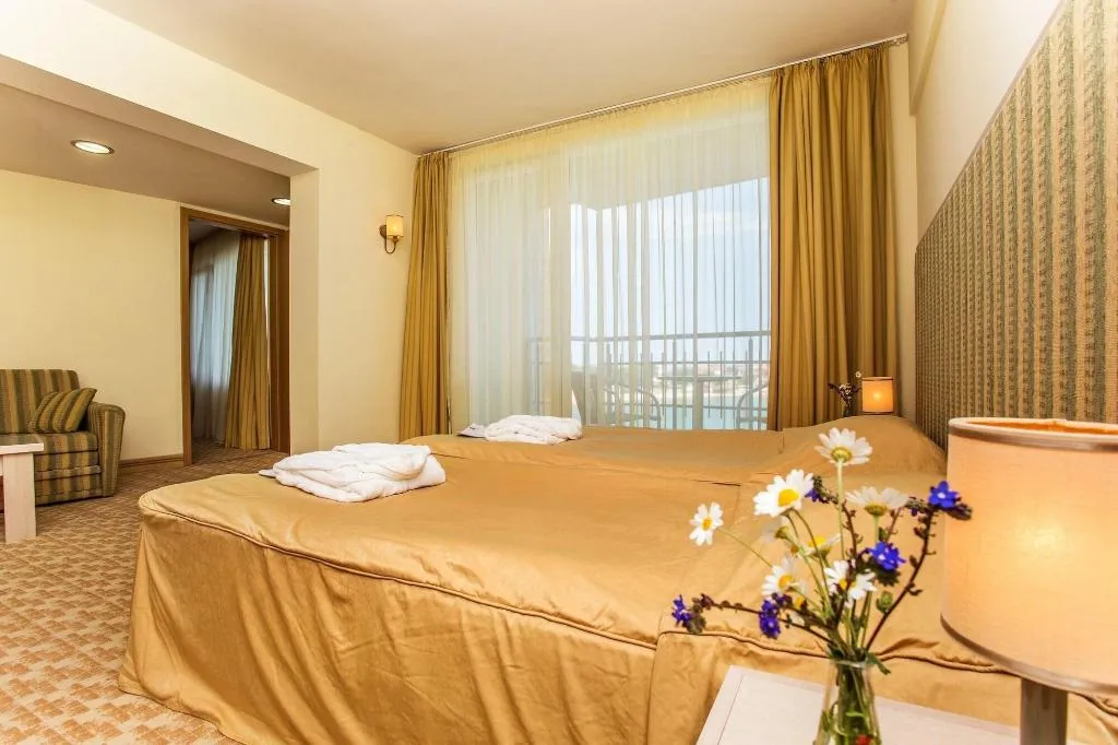 Room, Coral, Bourgas