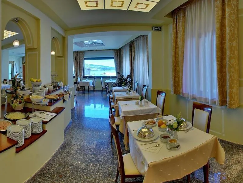 Restaurant, Hotel Corallo, Cagliari