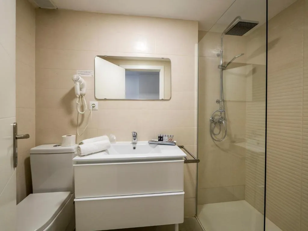 Room, Hotel Checkin Victoria, Costa Brava