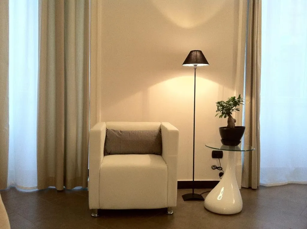 QUADRUPLE STANDARD Room, iBed Napoli B&B, Naples