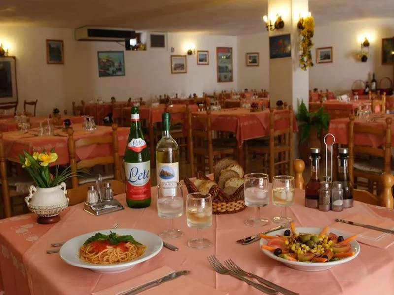 Restaurant, Cesotta, Naples