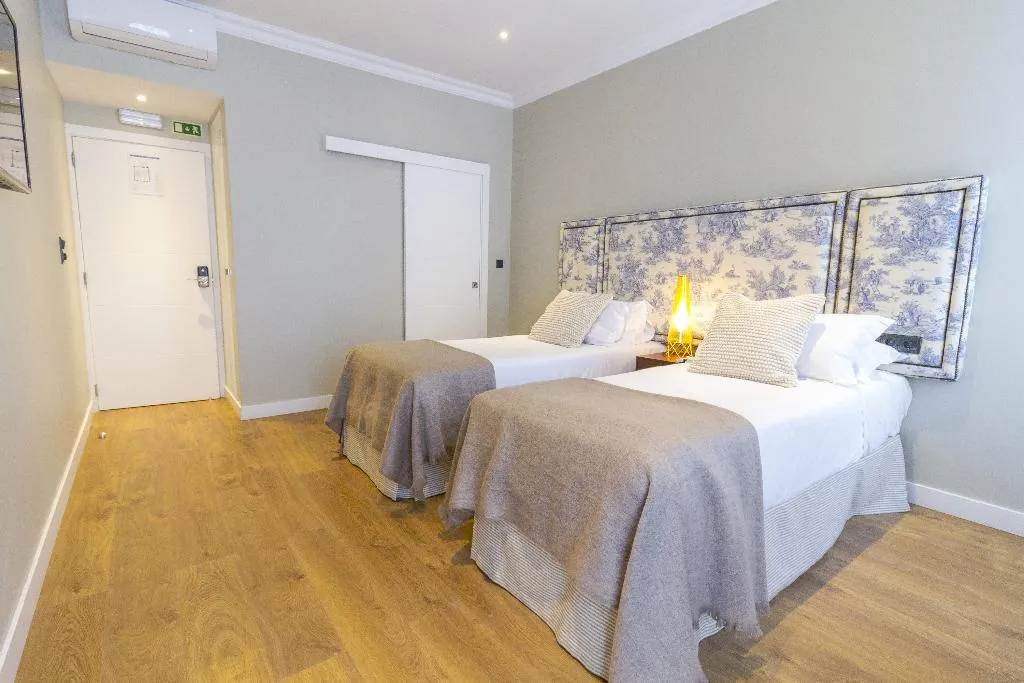 Room, Bairro Alto Suites, Lisbon