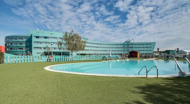 Pool, BAH Barcelona Airport Hotel, Barcelona