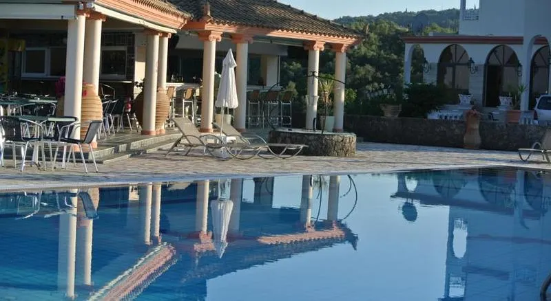 Pool, Jason, Corfu