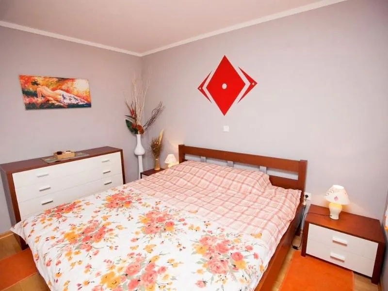 APARTMENT CAPACITY 6 TWO BEDROOMS Room, Saric, Istria