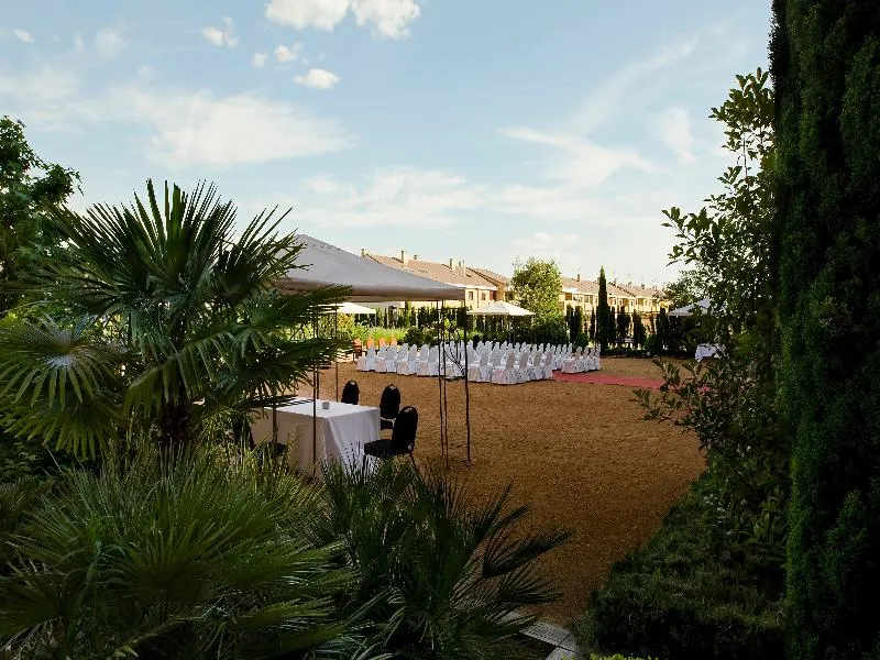 Terrace, NH Parla, Madrid