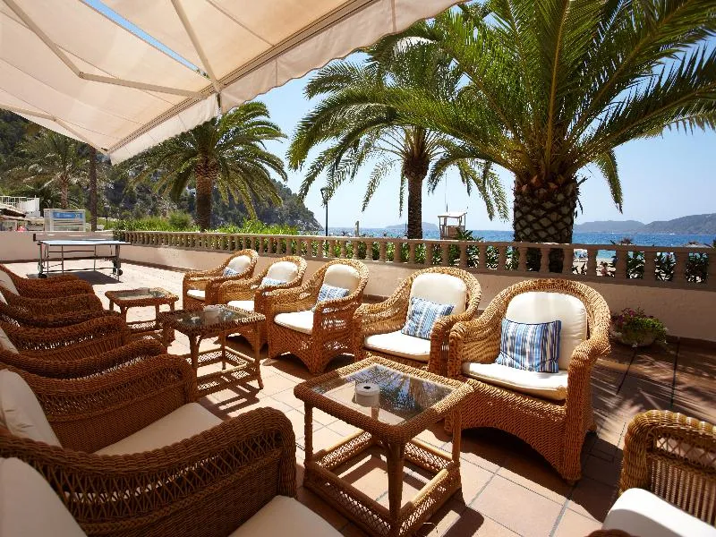 Terrace, Grupotel Cala San Vicente, Ibiza