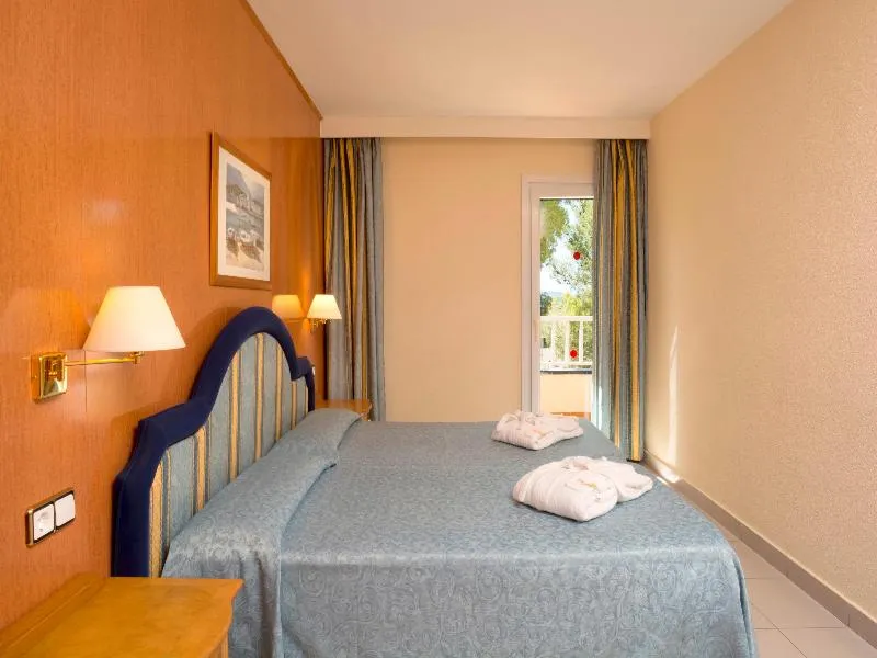 Room, HSM S'Olivera, Majorca