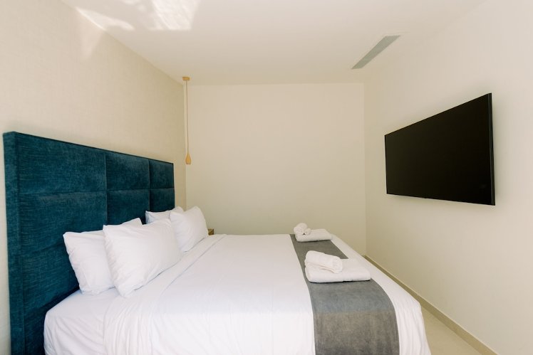 Ray Hotel, Corfu
