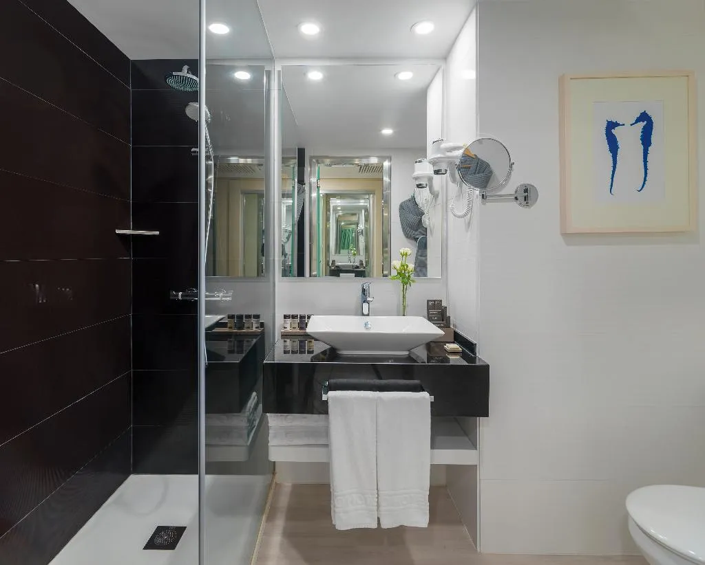 Double or Twin STANDARD Room, H10 Gran Tinerfe - Adults Only, Tenerife