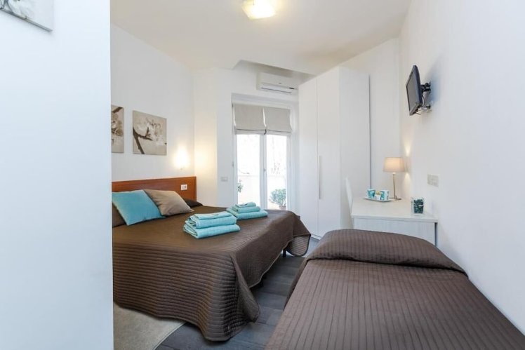 Roma Trastevere Relais Guest House, Rome