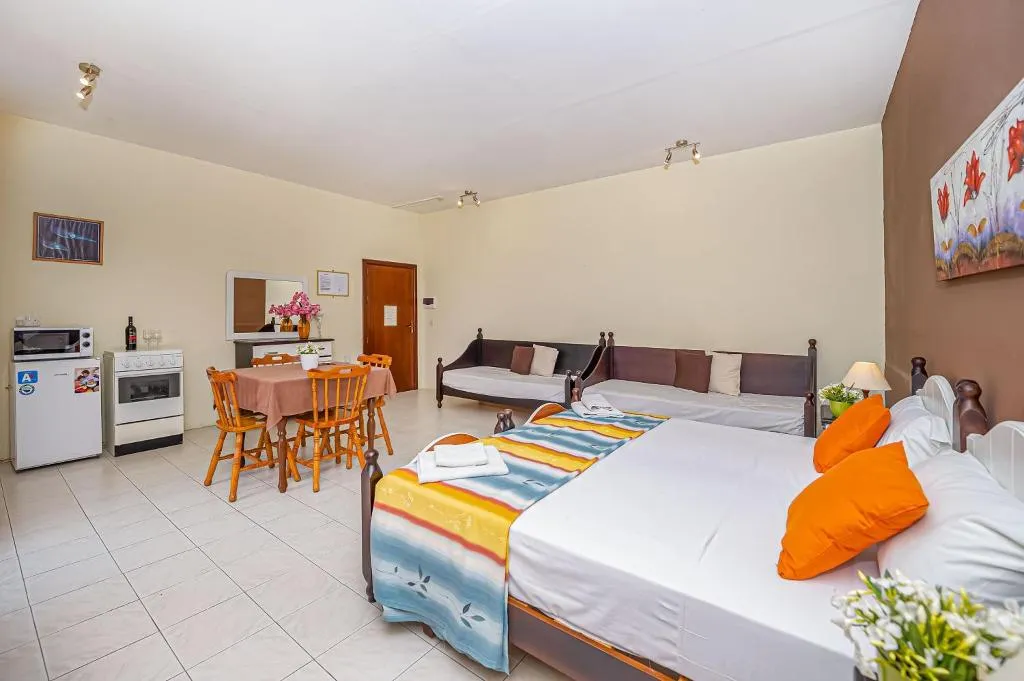 STUDIO STANDARD Room, Mariblu Guesthouse, Gozo