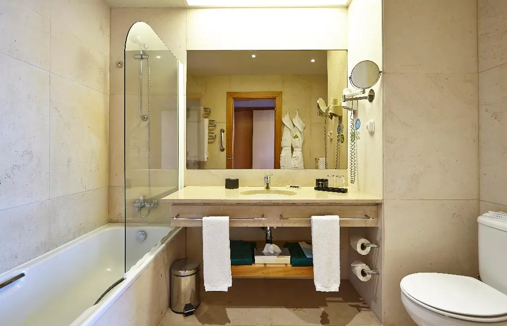 Double or Twin STANDARD Room, PortoBay Serra Golf, Madeira