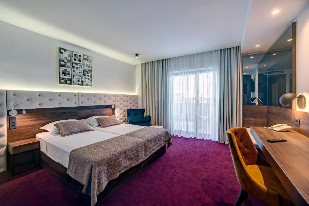 Double or Twin TWO BEDS Room, Hotel Scala, Split
