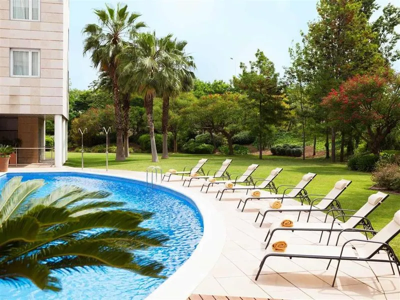 Pool, Novotel Barcelona Cornella, Barcelona