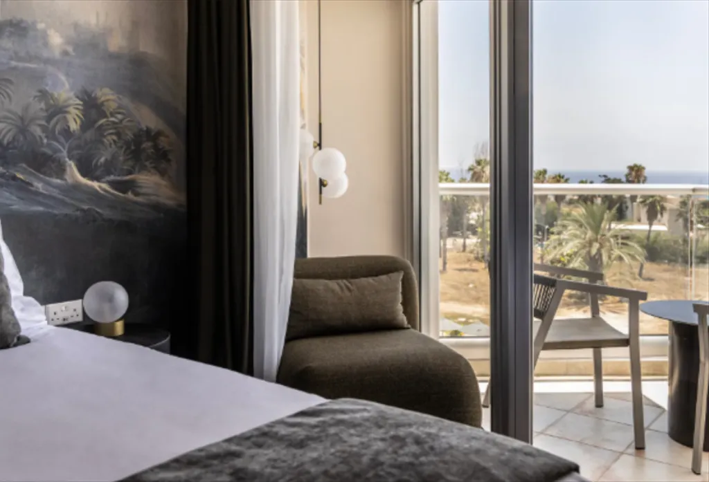 SUITE DELUXE SEA VIEW Room, Cali Resort & Spa, Cyprus