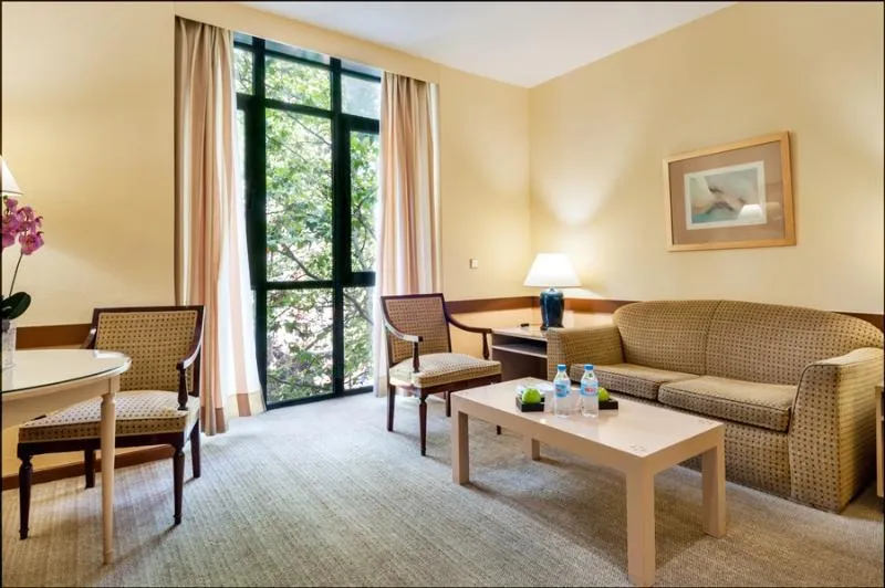 Room, Espahotel Plaza Basilica, Madrid