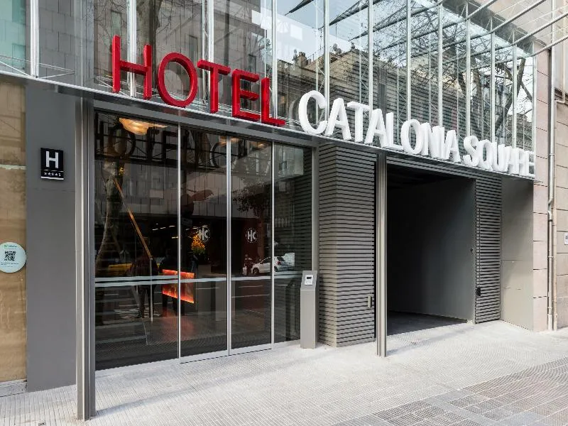 General view, Catalonia Square, Barcelona