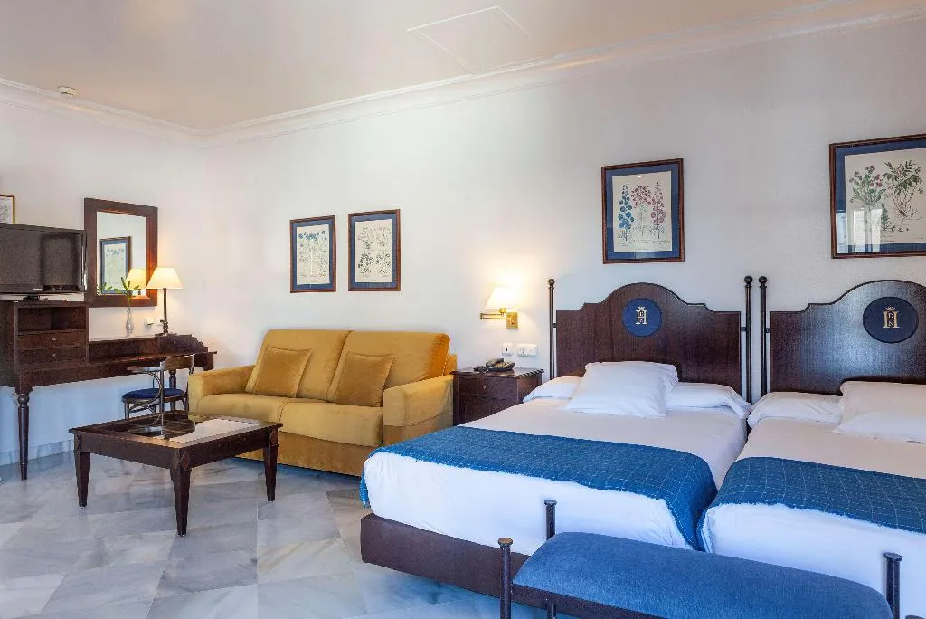 Room, Duque de Najera, Costa De La Luz