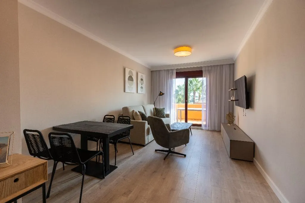 APARTMENT PREMIUM Room, Royal Marbella Golf Resort, Costa Del Sol