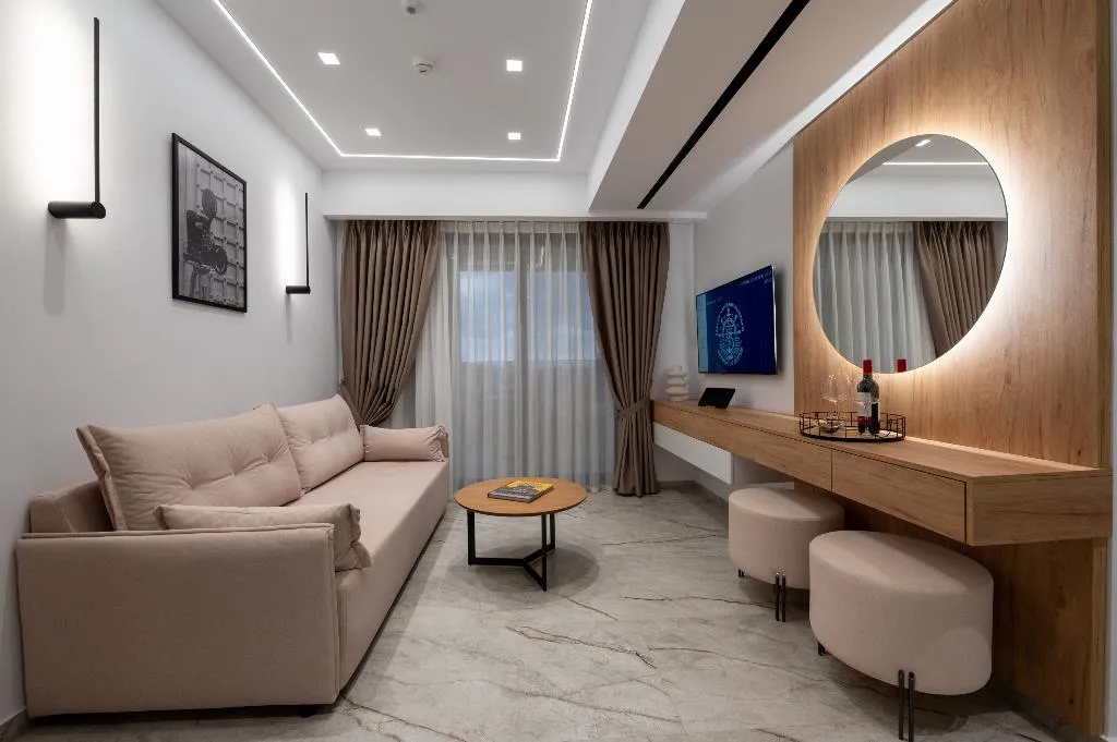SUITE DELUXE Room, Captain Napoleon Paterakis CNP Luxurious Suites, Crete