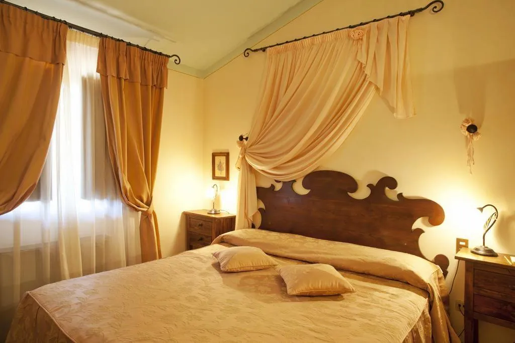 DOUBLE STANDARD Room, Resort & Spa San Crispino, Perugia