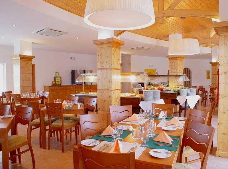 Restaurant, Luz Bay, Algarve