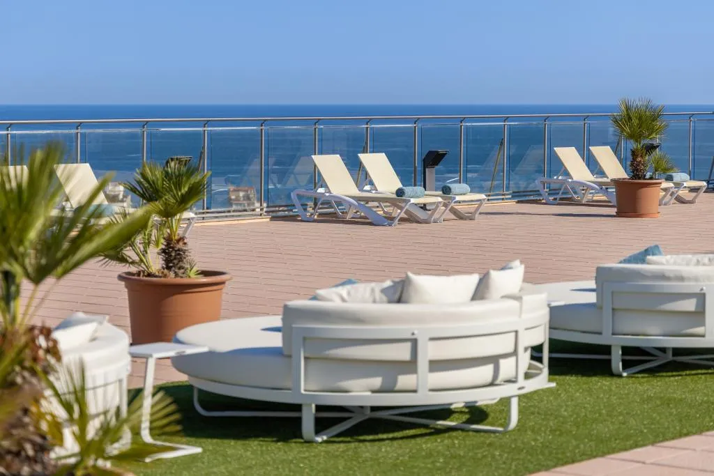 Terrace, htop Jadhe, Costa Brava