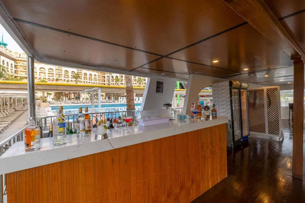 Bar, Crystal Sunset Pearl Collection, Antalya