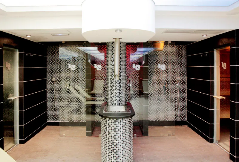 Sports and Entertainment, Capricho, Majorca