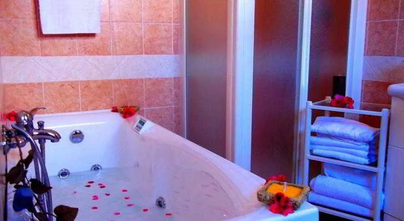 Room, Hotel La Conchiglia, Nuoro