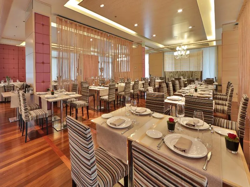 Restaurant, UNA HOTELS Expo Fiera Milano, Milan