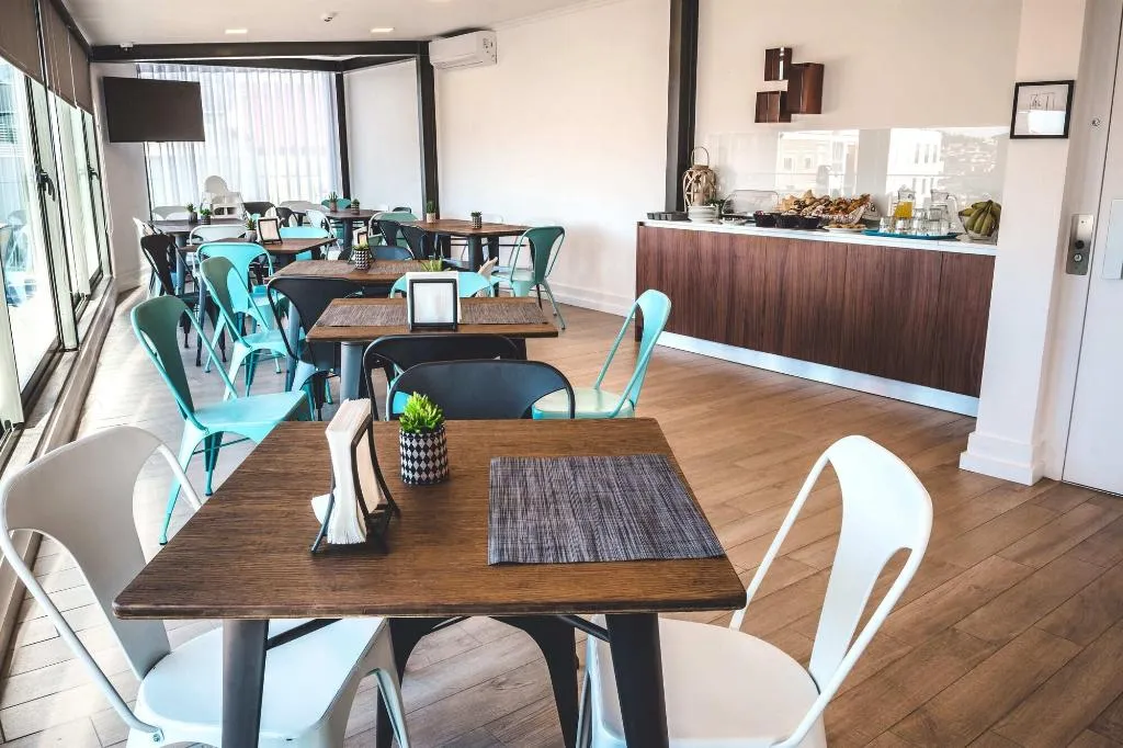 Restaurant, In Barcelos Hostel & Guest House, Porto