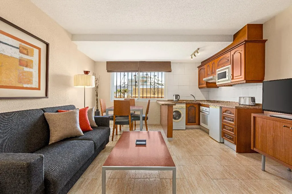 Room, Ramada Hotel & Suites By Wyndham Costa Del Sol, Costa Del Sol