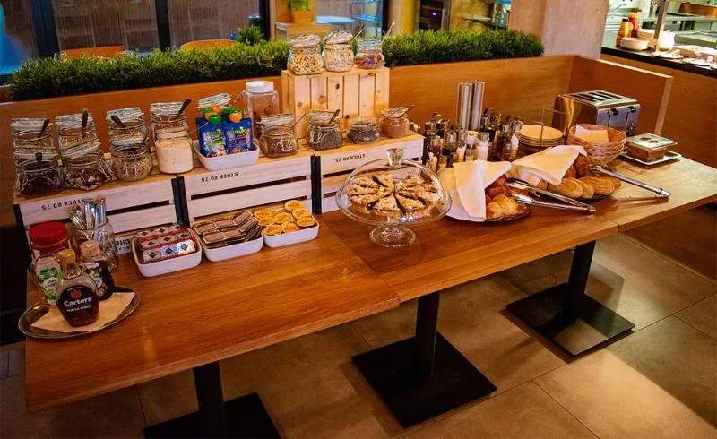 Restaurant, Residence Trafick (Self-service check-in), Prague