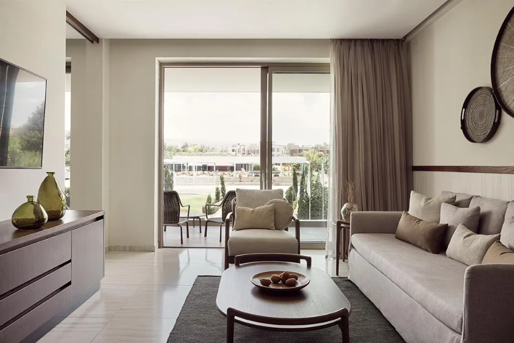 SUITE LAND VIEW Room, Mare Paphos, Cyprus