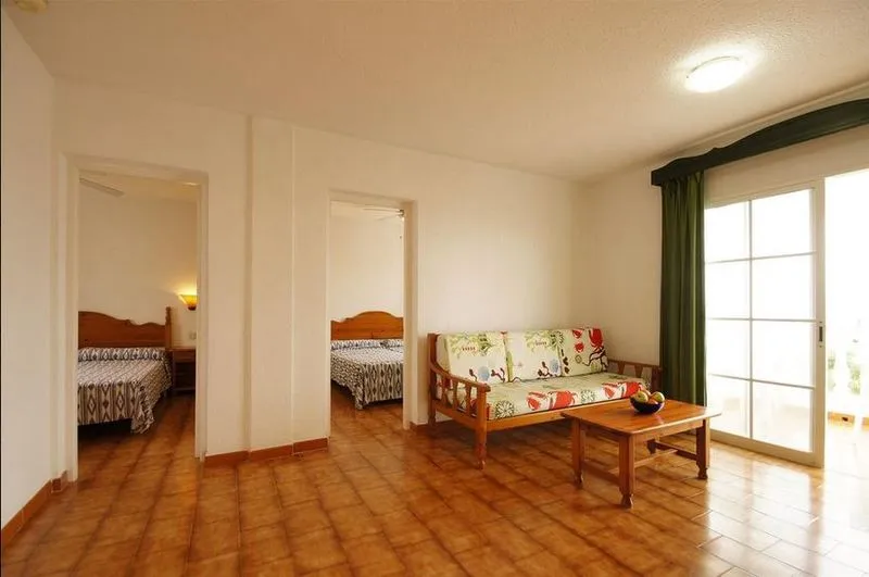 APARTMENT TWO BEDROOMS Room, Castell Sol, Menorca