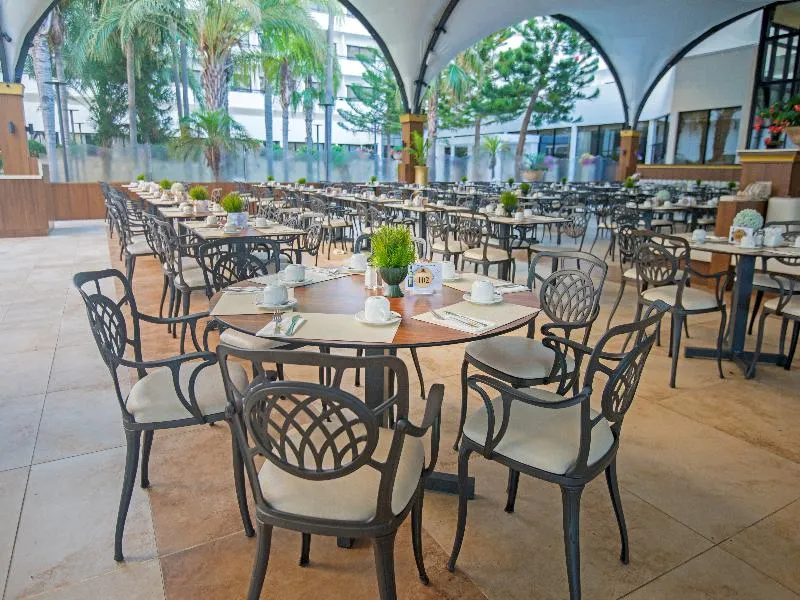 Restaurant, Adams Beach Hotel, Cyprus