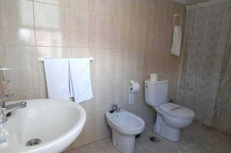 Room, Maga, Tenerife