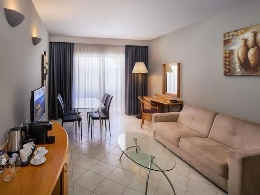 SUITE SUPERIOR Room, Verdi St Georges Bay Marina, Malta