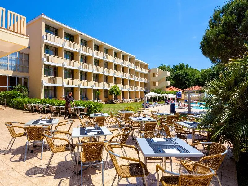 Terrace, Hotel Aurora Plava Laguna, Istria