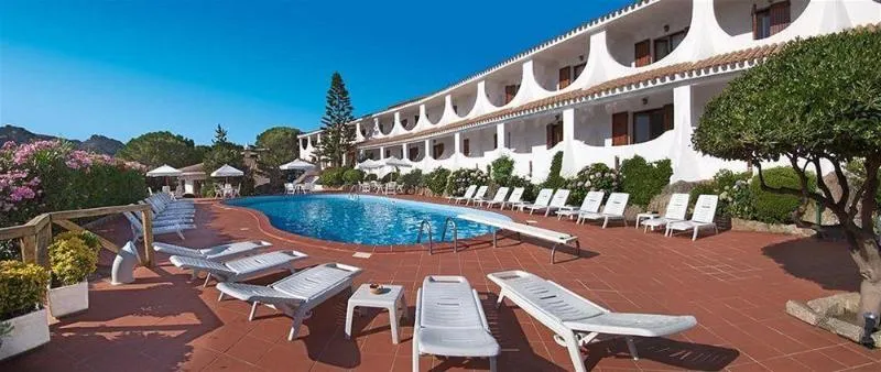 Pool, Punta Est, Olbia